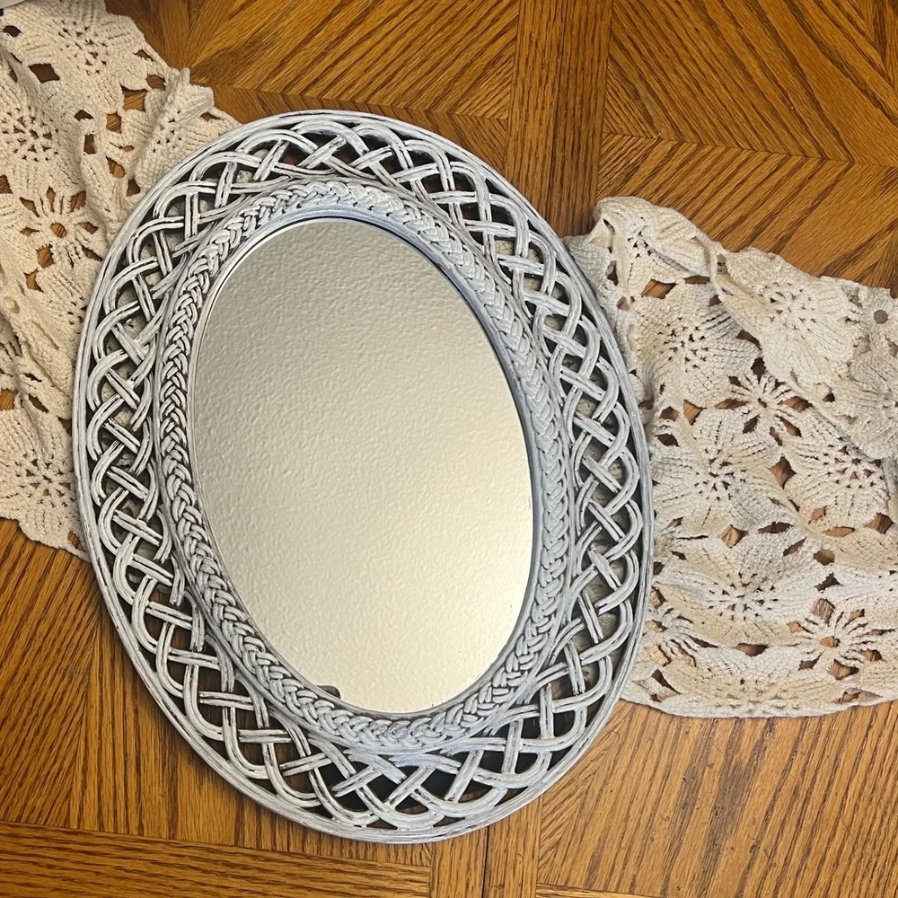 Vintage homco white oval mirror